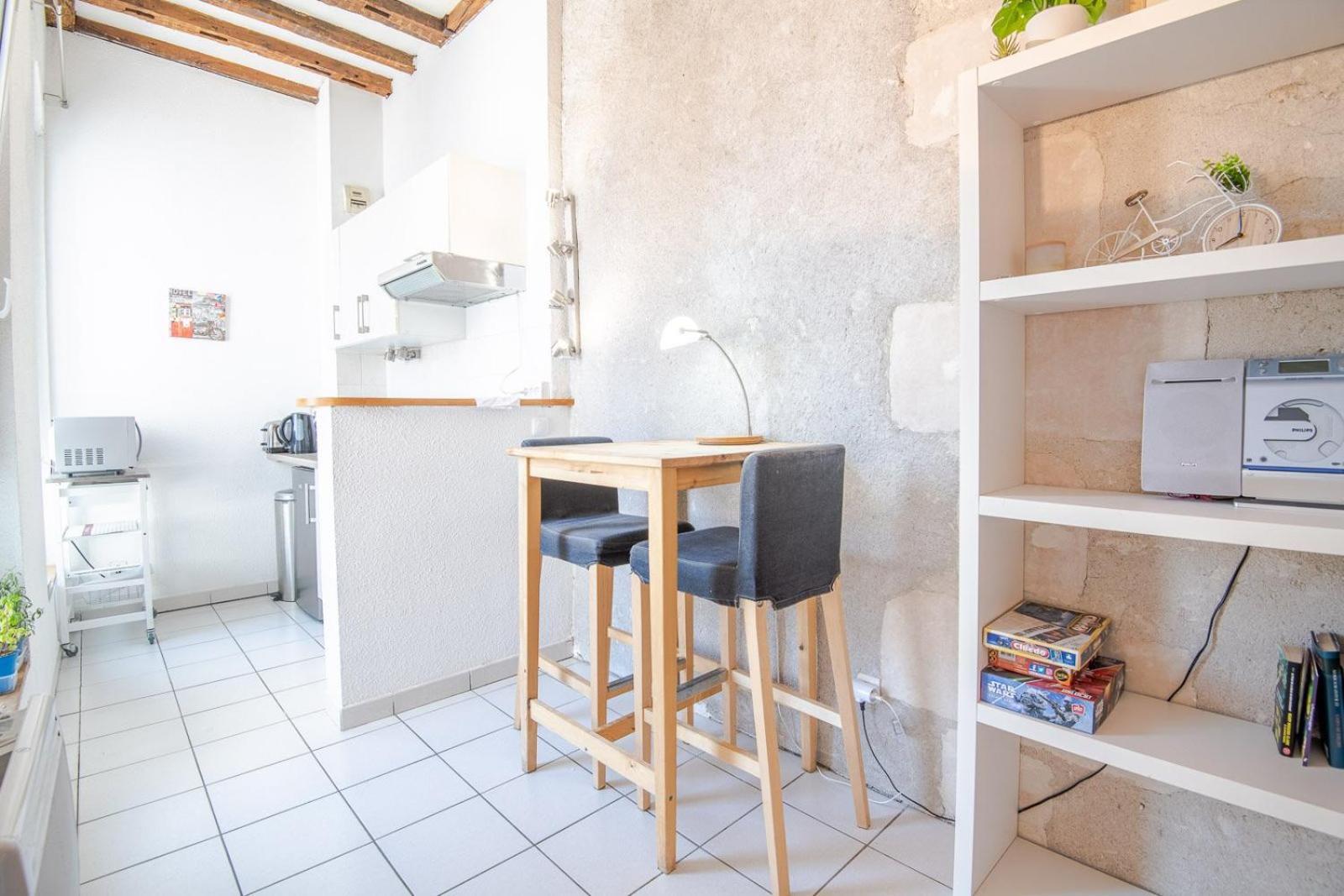 Apartamento Au Coeur Des Halles Tours Exterior foto